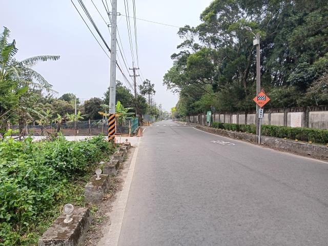 新屋雙面臨路方正農地