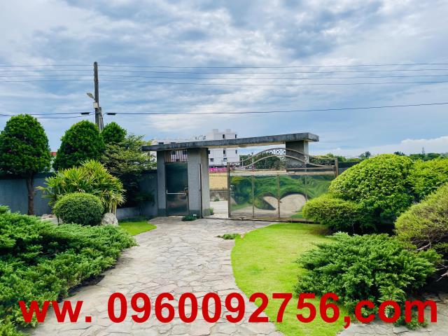 新屋臨路千坪農地