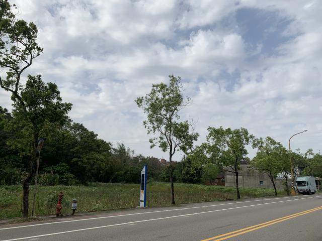 中壢台31線旁方正農